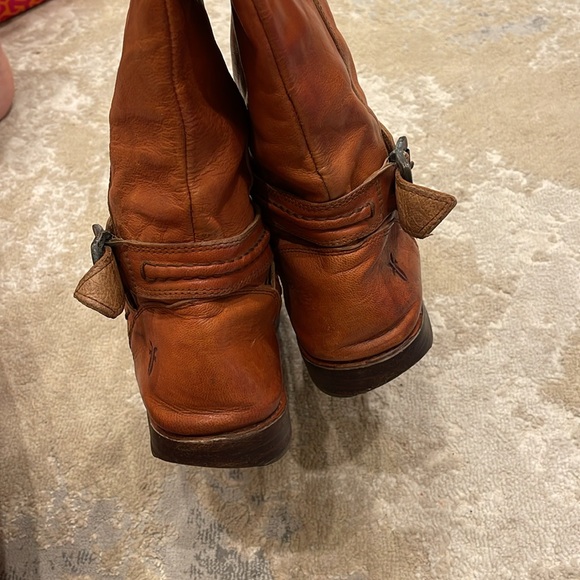 Frye boots size 7 - Picture 7 of 13